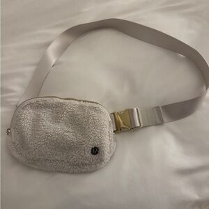 Lululemon White Sherpa Belt Bag